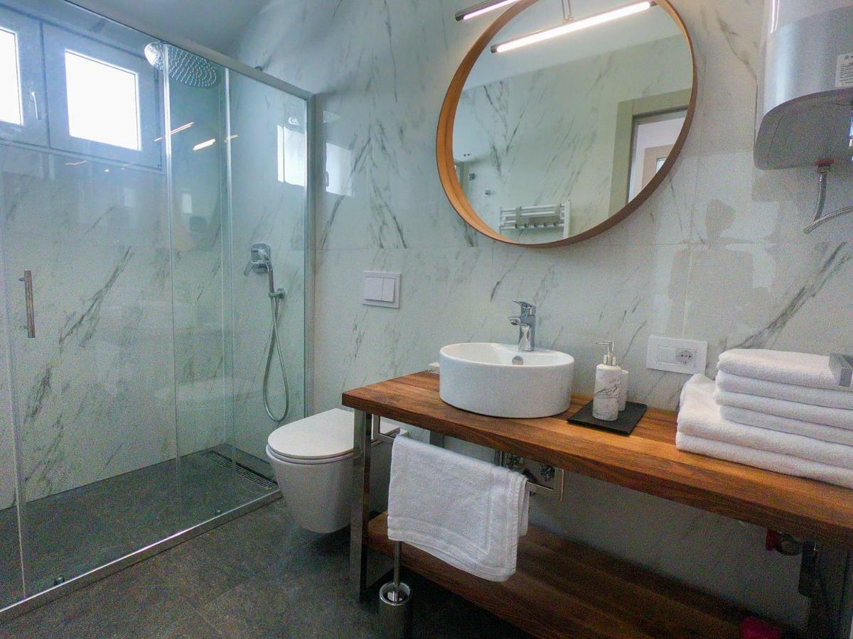 Sea Apartment Carera โรวีน ภายนอก รูปภาพ